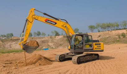 智領(lǐng)新程，筑就未來(lái) 雷沃以智能施工技術(shù)重塑工程機(jī)械新生態(tài)